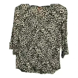 Brina&Em 3/4 sleeve animal print top.